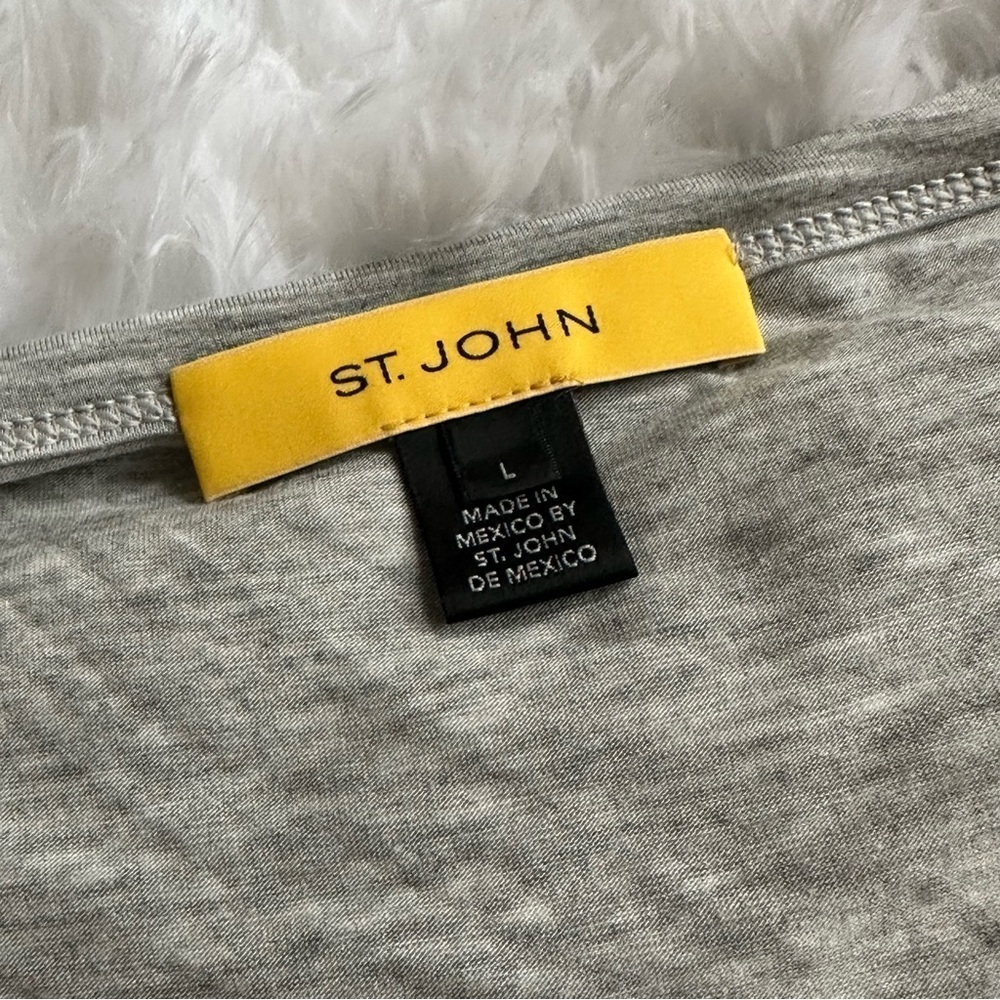St John | Gray Ruffled Tee | Large - Picture 8 of 12